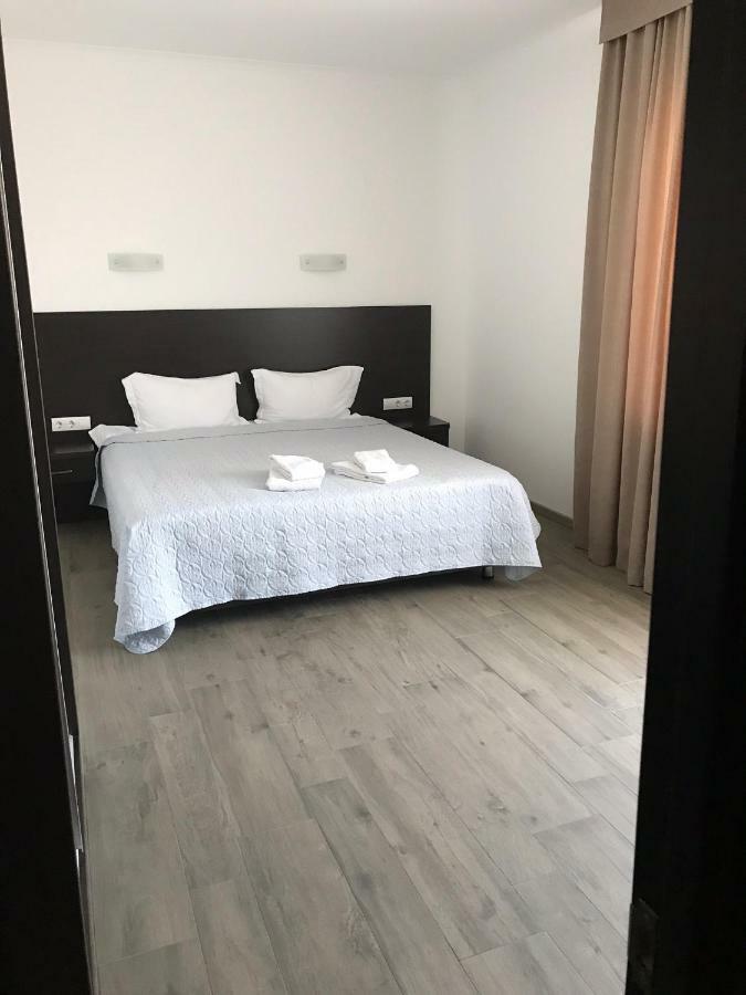 Hotel Neopolis Poljana Exteriér fotografie