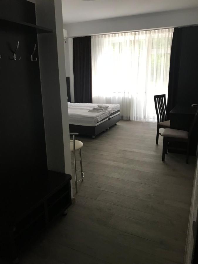Hotel Neopolis Poljana Exteriér fotografie